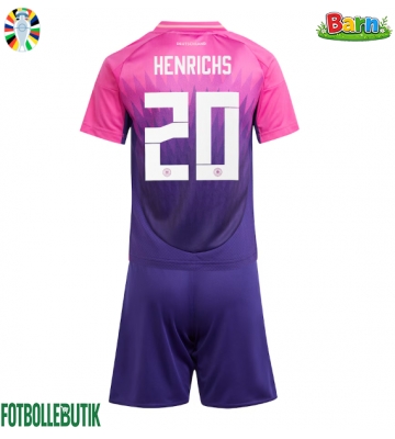 Tyskland Benjamin Henrichs #20 Bortaställ Barn EM 2024 Kortärmad (+ Korta byxor)